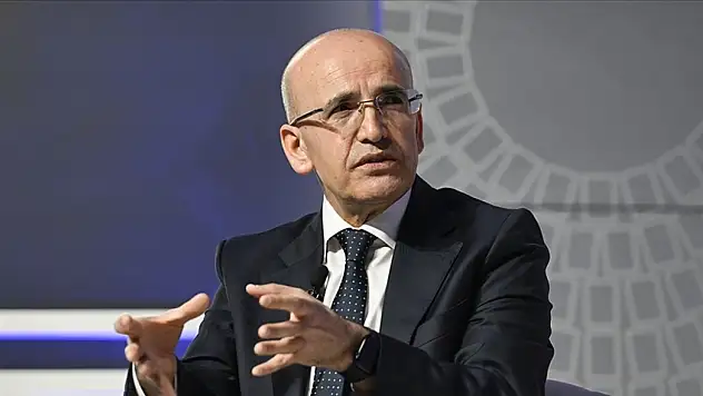 Bakan Şimşek: '2025 Yılında Ekonomimiz Yüzde 3,6 Büyüdü'