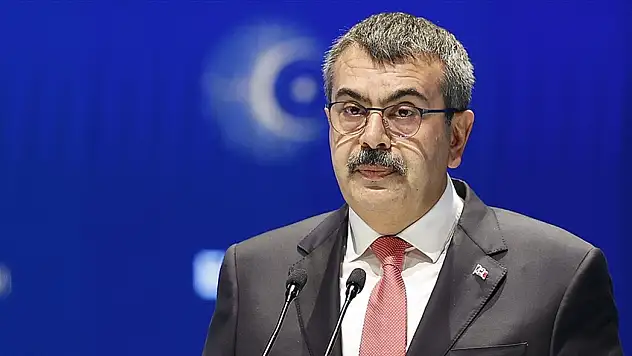 Bakan Tekin: 'Arama Kurtarma Ekibimizle Görev Başındayız'