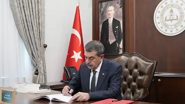 Bakan Tekin'den Öğretmenlere Teşekkür Mektubu