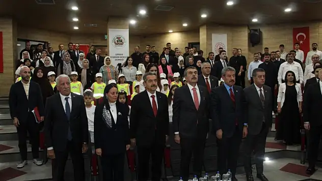 Bakan Tekin, İl Müdürleriyle Bir Araya Geldi