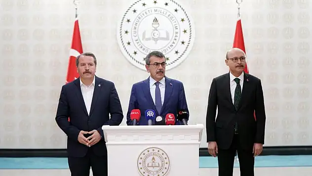 Bakan Tekin: 'Öğretmenlere Şiddette Ceza Artırımı Teklif Ettik'