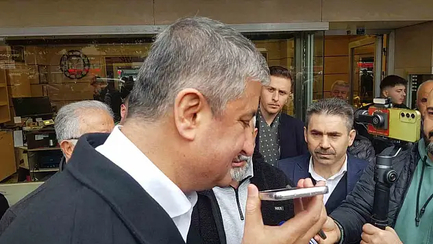 Bakan Yerlikaya O Esnafa 'Geçmiş Olsun' Dileklerini İletti
