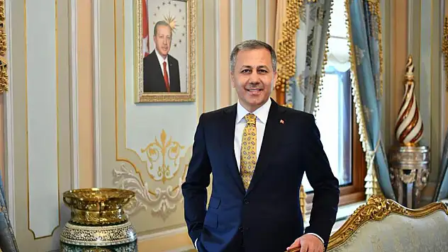 Bakan Yerlikaya: 'Ülkemizde 4 milyon 888 bin 286 göçmen bulunuyor'