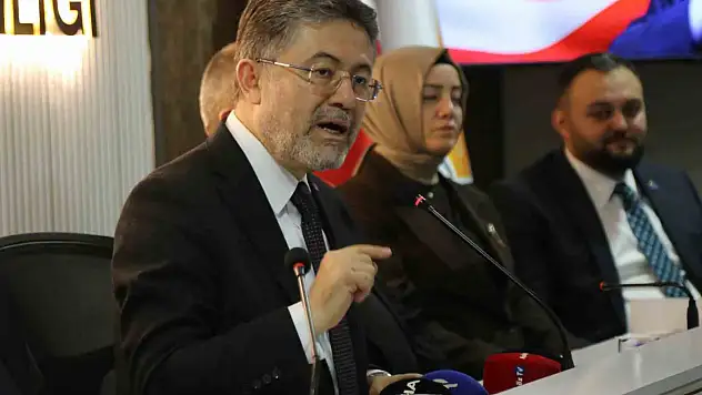 Bakan Yumaklı: 'Üç tarafı denizlerle çevrili güzel ülkemin beş tarafı çatışmalarla, savaşlarla, her türlü krizle çevrilmiş durumda'