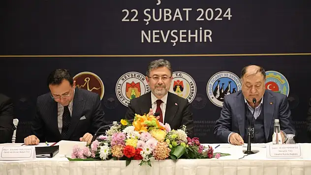 Bakan Yumaklı'dan 'Gıda, Su ve Orman' Vurgusu