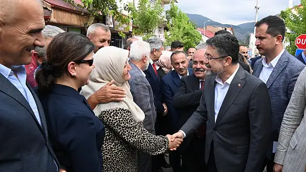 Bakan Yumaklı'dan memleketinde ziyaretler
