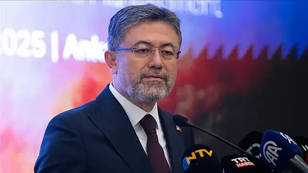 Bakan Yumaklı'dan Uyarı: 'Geleceğimizi Dikkatsizlik Sonucu Yakmayalım'
