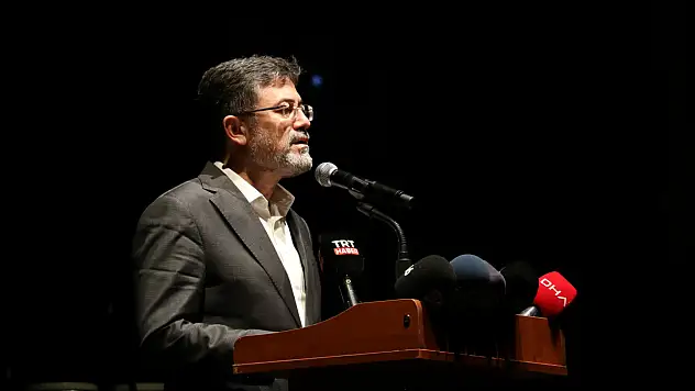 Bakan Yumaklı elektrik tesisatlarını dikkat çekti