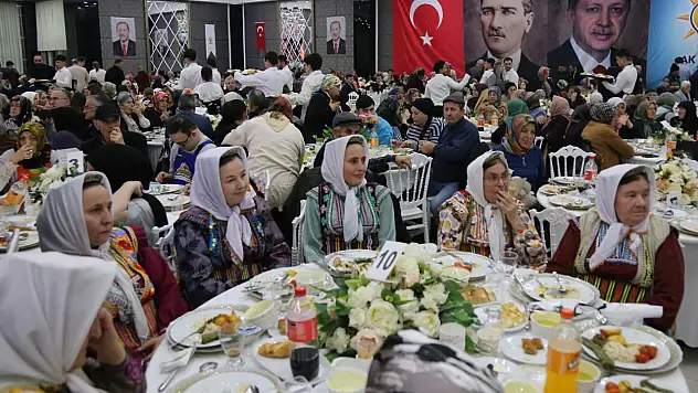 Bakan Yumaklı İftar Programına Katıldı