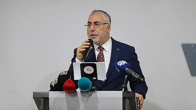 Bakanı Işıkhan: 'Türkiye'nin Önünde Yeni Bir Kapı Açılmıştır'