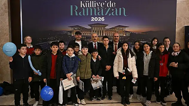 Bakanı Uraloğlu: 'Çocuklarımız, Dijital Platformlarda Olması Gerektiği Kadar Olacak'