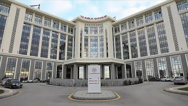 Bakanlık'tan Sağlık Düzenlemelerine İlişkin Açıklama