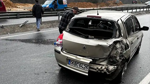 Bariyerlere Çarparak Durabildi