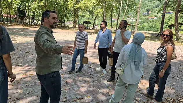 Bartın'da buzağı hediyeli bal festivali