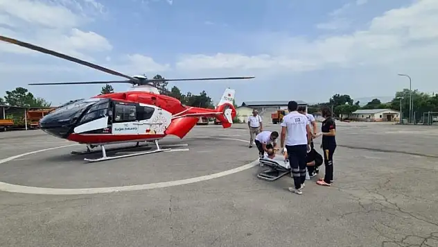 Bartın'da hasta helikopter ile taşındı