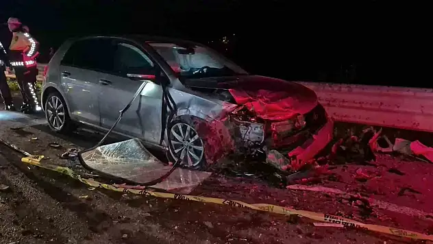 Bartın'da İki Araç Kafa Kafaya Çarpıştı: 4 Yaralı