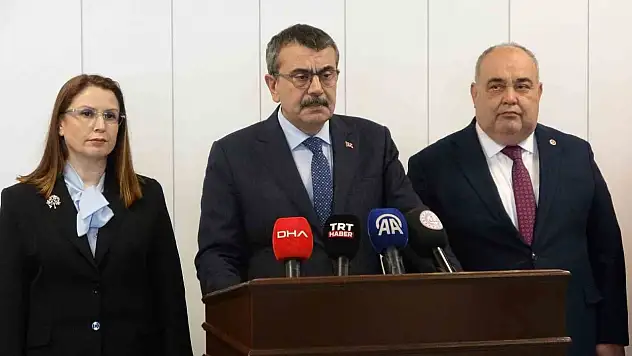 Bakan Tekin: 'Ortalamaların Üzerindeyiz'