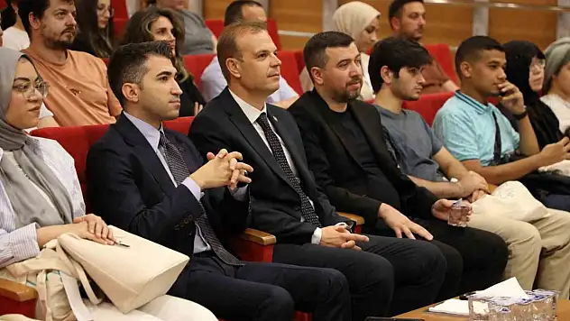 BARÜ'de Türkçe Yaz Okulu Başladı
