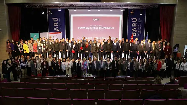 '17. Uluslararası Dünya Dili Türkçe Sempozyumu' Başladı