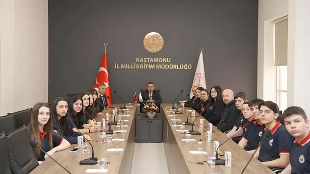 Başarılı Öğrencilerden Hasan Gümüş'e Ziyaret