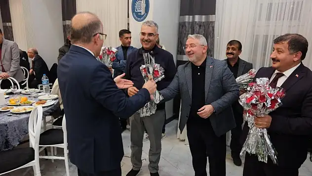Başkan Aşgın, Öğretmenlerle Bir Araya Geldi