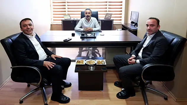 Başkan Baltacı'dan Gazetemize Ziyaret