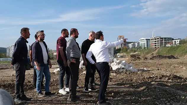 Başkan Baltacı Saraçlar Mahallesi'nde İncelemelerde Bulundu