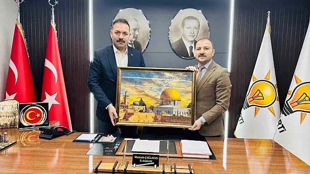 Başkan Çağlayan'a 'Mescid-i Aksa' Tablolu Ziyaret