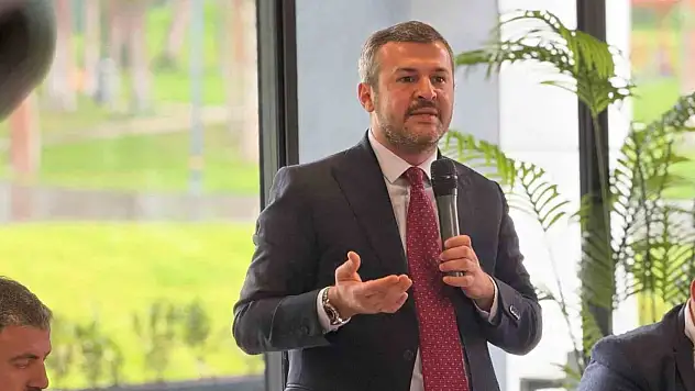 Başkan Çetinkaya'dan Ücretsiz Ulaşım Ve Park Vurgusu