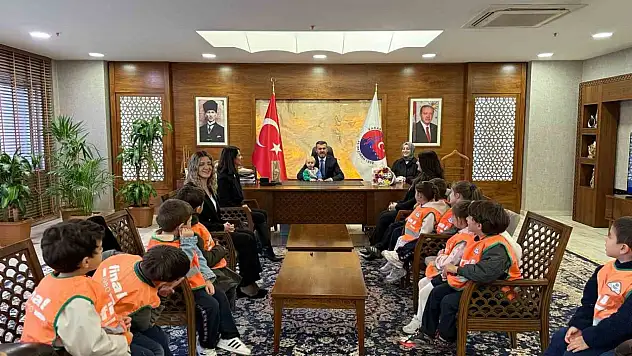 Başkan Çetinkaya öğrencileri ağırladı