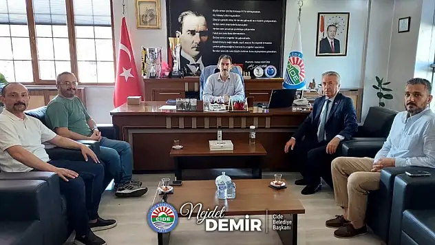 Başkan Demir, Misafirlerini Makamında Ağırladı