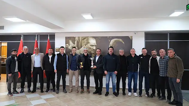 Başkan Hasan Baltacı, Şampiyon Takımı Ağırladı