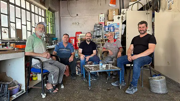 Başkan Kavaklıgil esnafla istişare yaptı