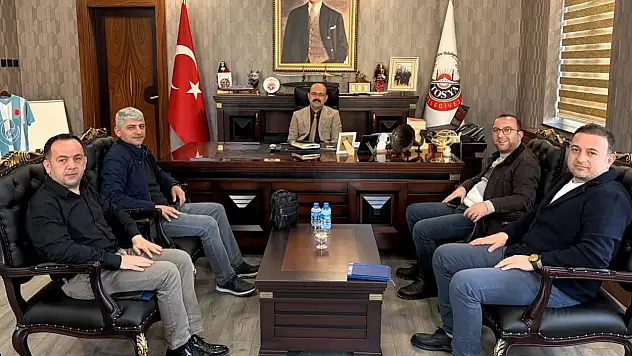 Başkan Kavaklıgil Misafirlerini Ağırladı