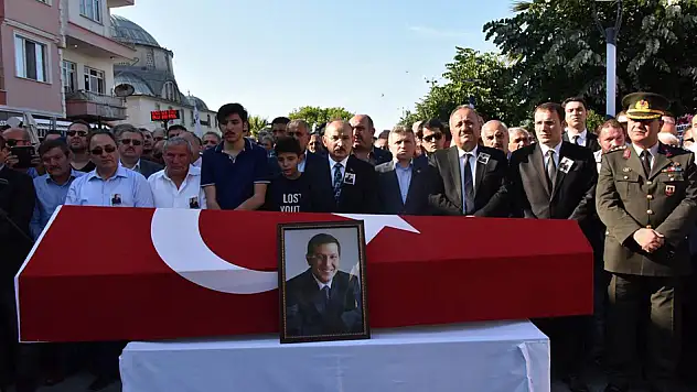 Başkan Oyar, sonsuzluğa uğurlandı