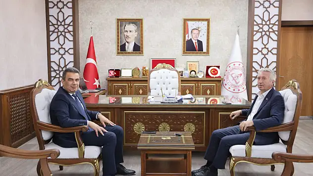 Başkan Sağlık'tan Müdür Gümüş'e Ziyaret