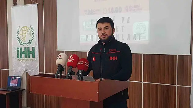 Başkan Şentürk İHH'nın Çalışmaları Hakkında Bilgi Verdi