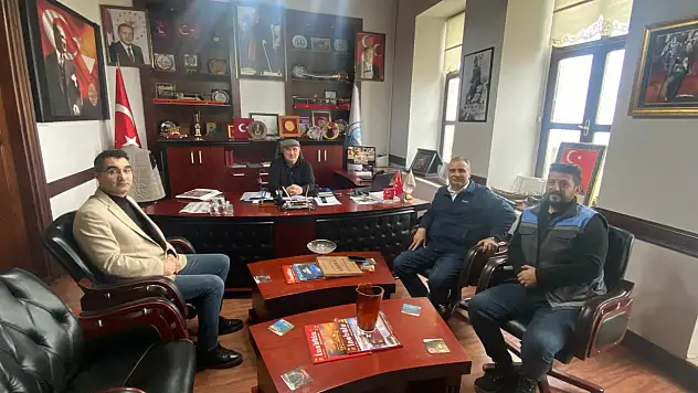 Başkan Uzuner'i Ziyaret Ettiler