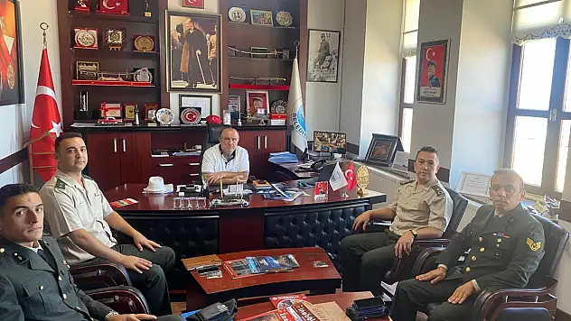 Başkan Uzuner, Misafirlerini Ağırladı