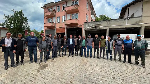 Başkan Yazkan Personelle Bayramlaştı