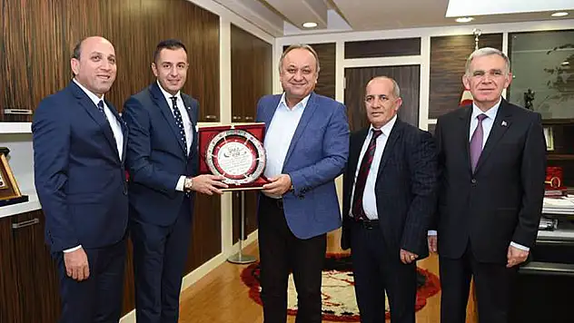 Başkentli iş adamlarından Başkan Babaş'a ziyaret