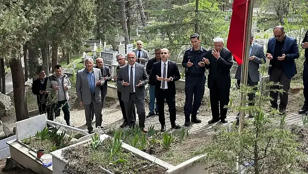 Bayram Arifesinde Şehitler Unutulmadı