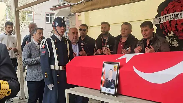 Uzman Çavuş Dualarla Son Yolculuğuna Uğurlandı