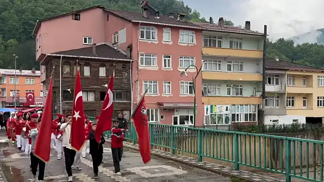 Bayram, Şenpazar'da Renkli Görüntülere Sahne Oldu