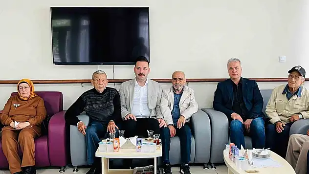 Huzurevi Sakinleri Unutulmadı