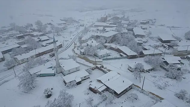 Bazı İllerde Kar Etkili Oluyor
