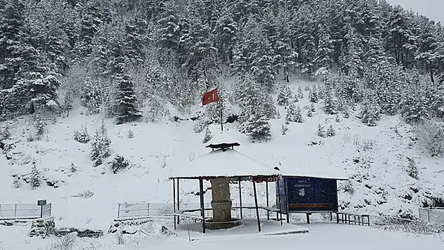 Bazı İllerde Kar Yağışı Etkili Oluyor