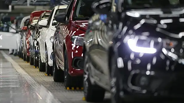 Bazı Otomobil Modellerinin Fiyatı Düştü