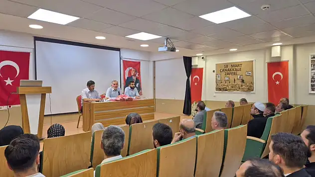 Bekir Derin Din Görevlileriyle Bir Araya Geldi