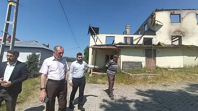 Bekir Derin Yangında Zarar Gören Yapılarda İncelemelerde Bulundu